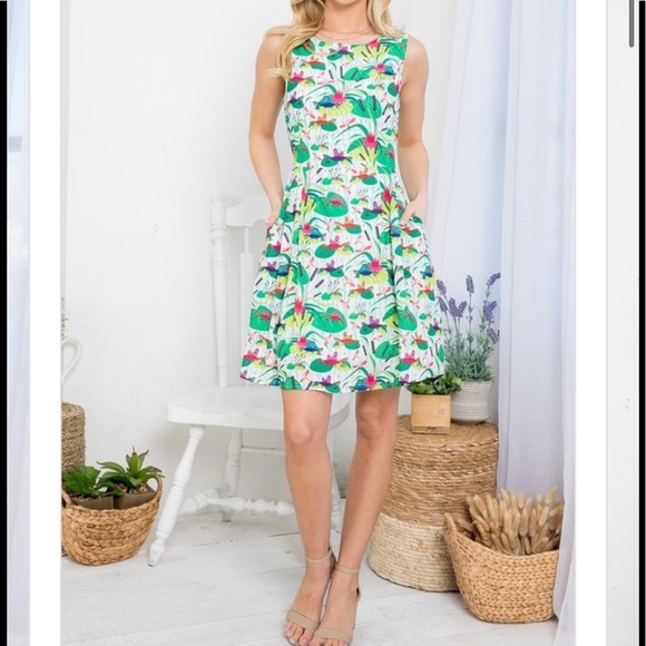 Cute Frog Print Dress - Picture 5 of 6